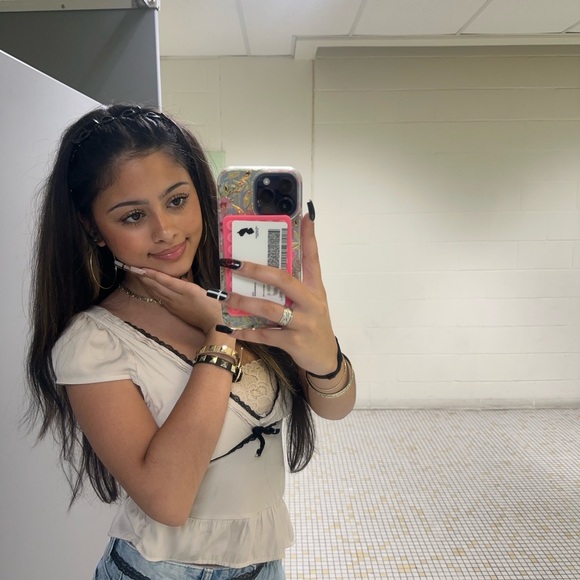 SOLD - Picture 3 of 3